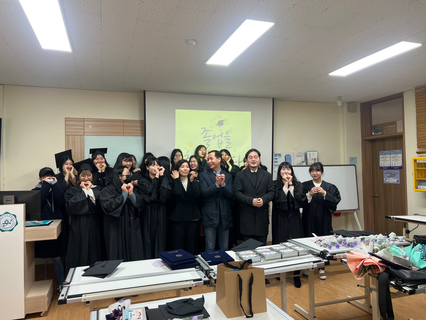KakaoTalk_20230414_000451708_06.jpg