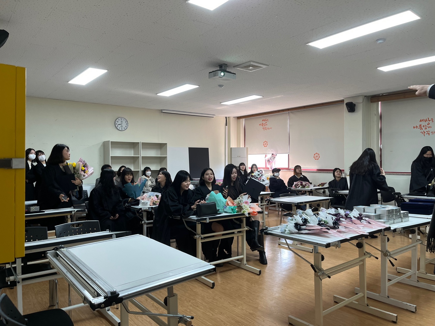 KakaoTalk_20230414_000403091_02.jpg